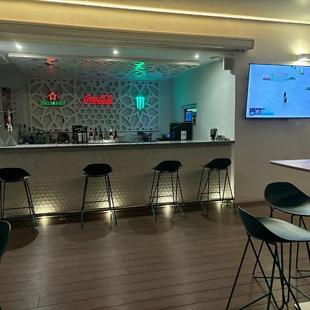 Daos Suites & Terrace ماربيا المظهر الخارجي الصورة