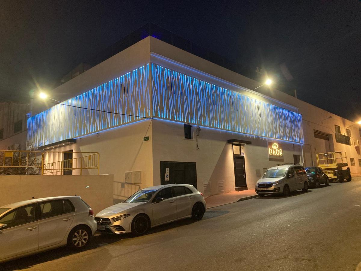 Daos Suites & Terrace ماربيا المظهر الخارجي الصورة