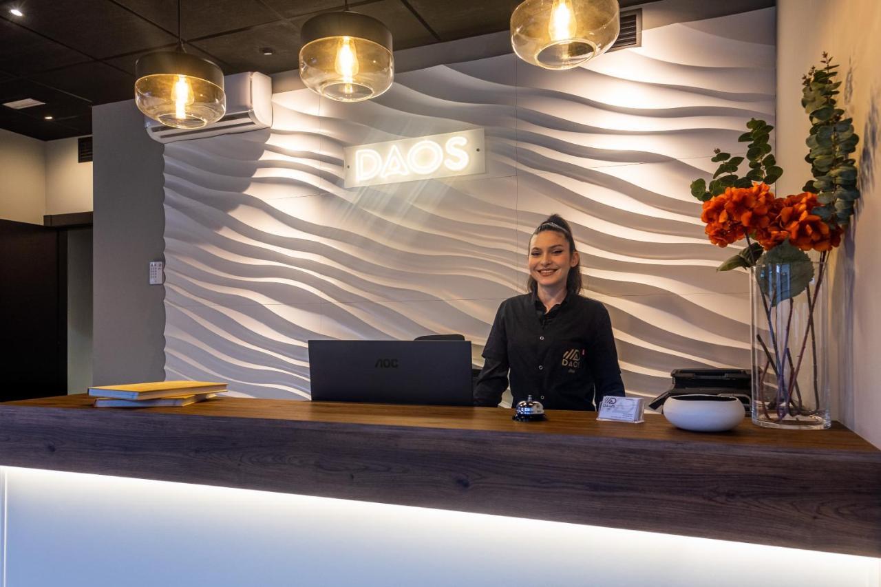 Daos Suites & Terrace ماربيا المظهر الخارجي الصورة
