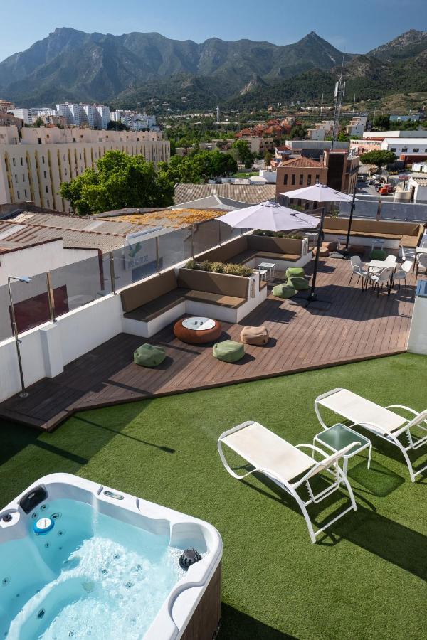 Daos Suites & Terrace ماربيا المظهر الخارجي الصورة