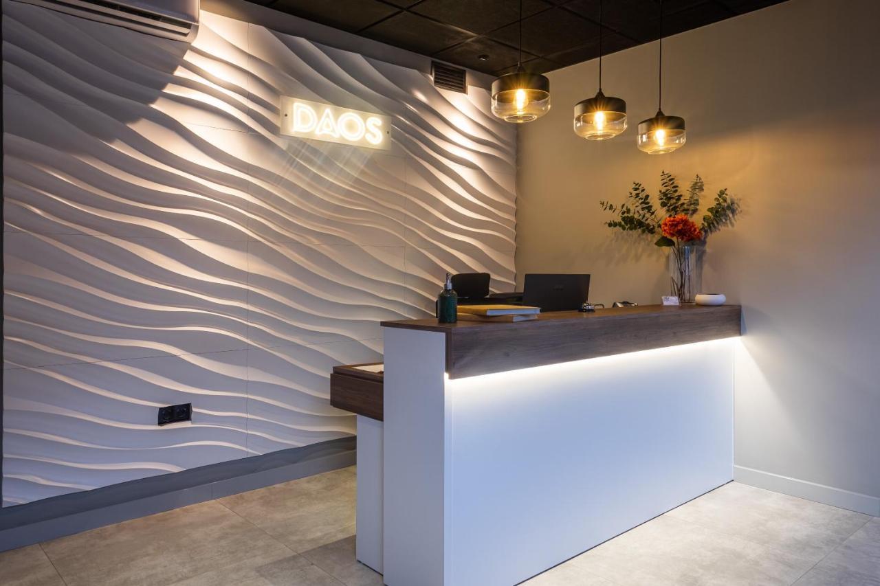 Daos Suites & Terrace ماربيا المظهر الخارجي الصورة