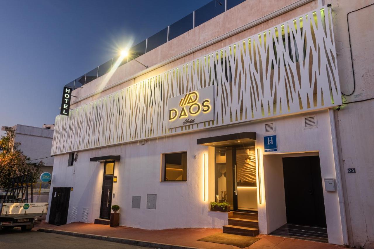 Daos Suites & Terrace ماربيا المظهر الخارجي الصورة