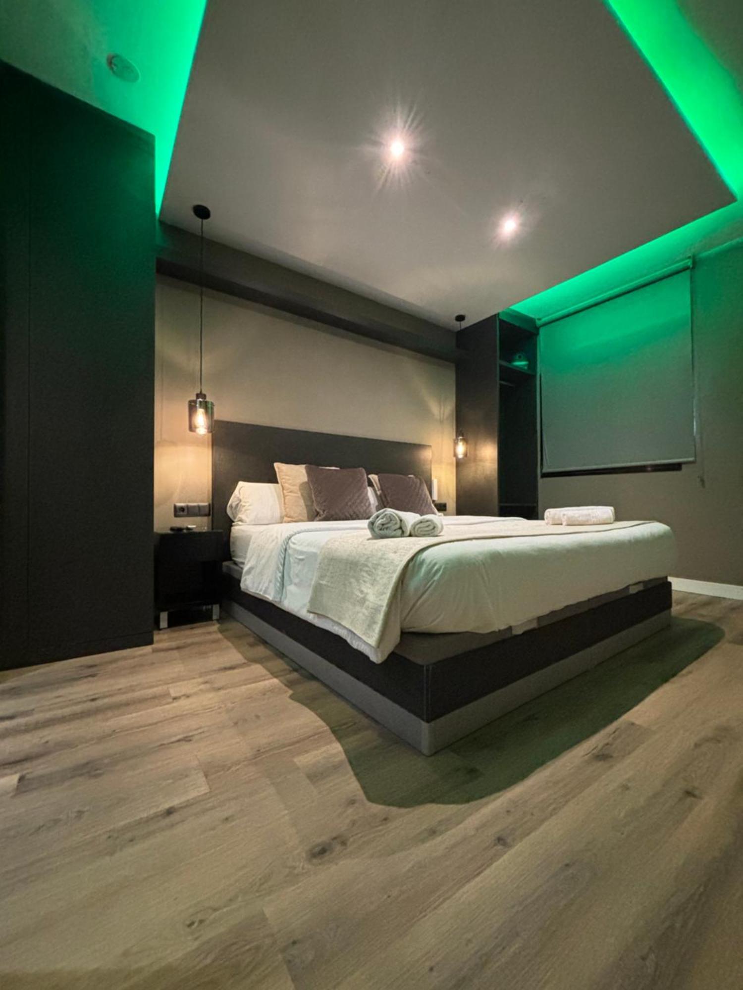 Daos Suites & Terrace ماربيا المظهر الخارجي الصورة