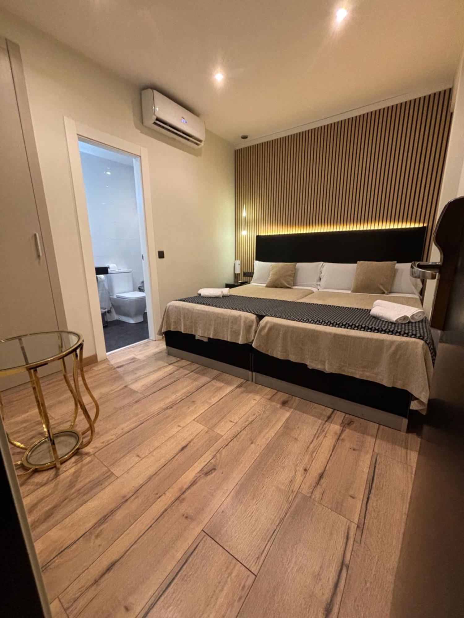 Daos Suites & Terrace ماربيا المظهر الخارجي الصورة