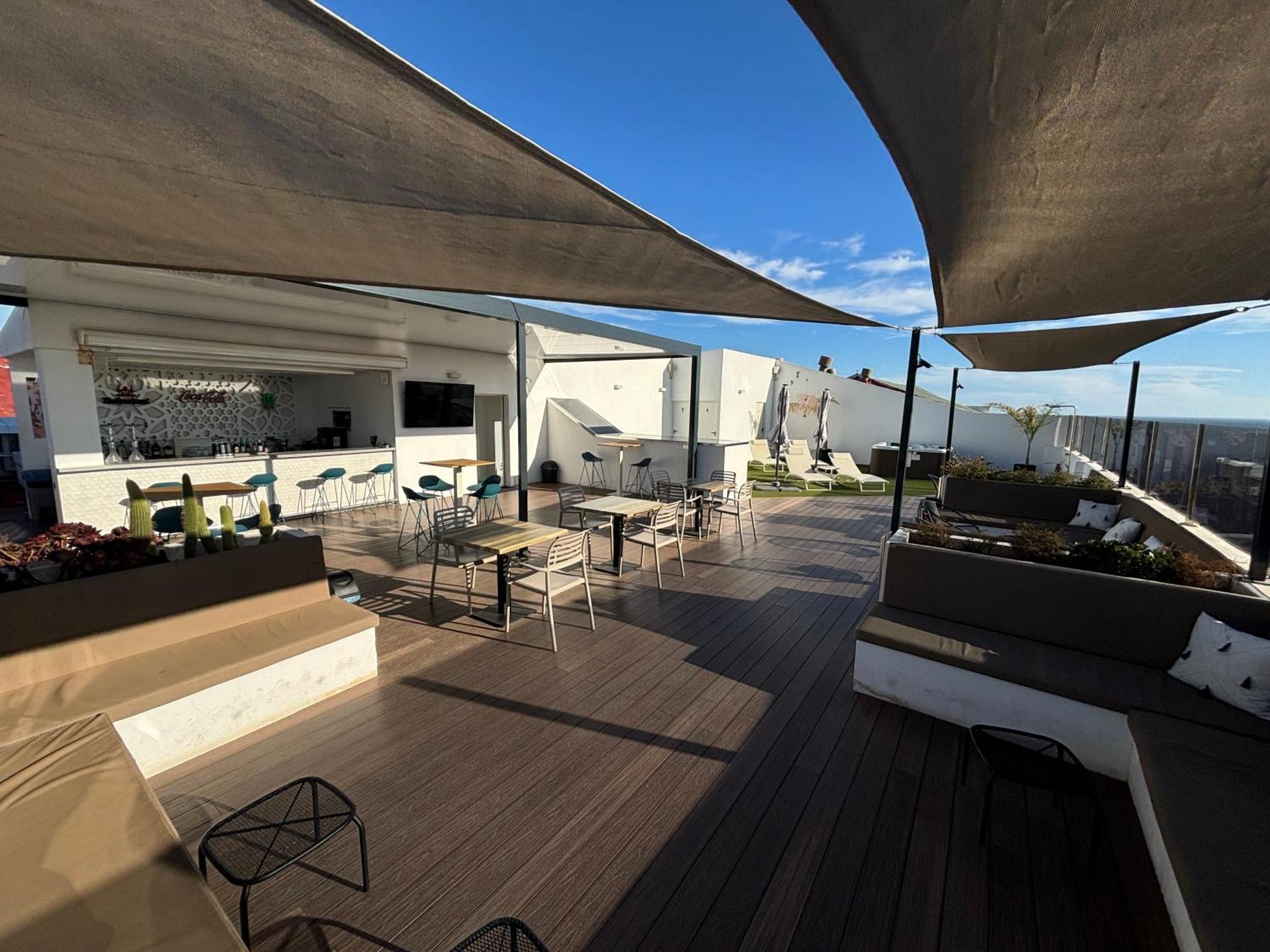 Daos Suites & Terrace ماربيا المظهر الخارجي الصورة